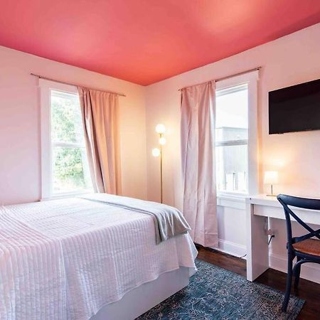 Blush And Bashful Germantown Two Bedroom Apartment Louisville Kültér fotó