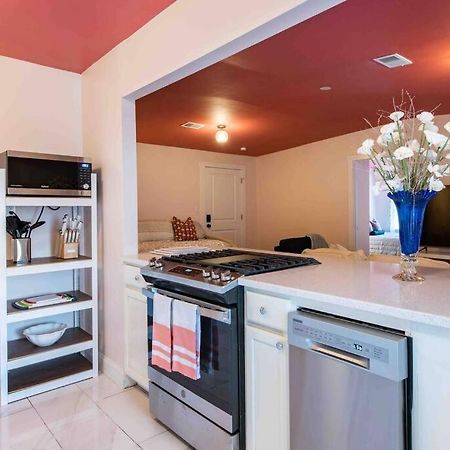 Blush And Bashful Germantown Two Bedroom Apartment Louisville Kültér fotó